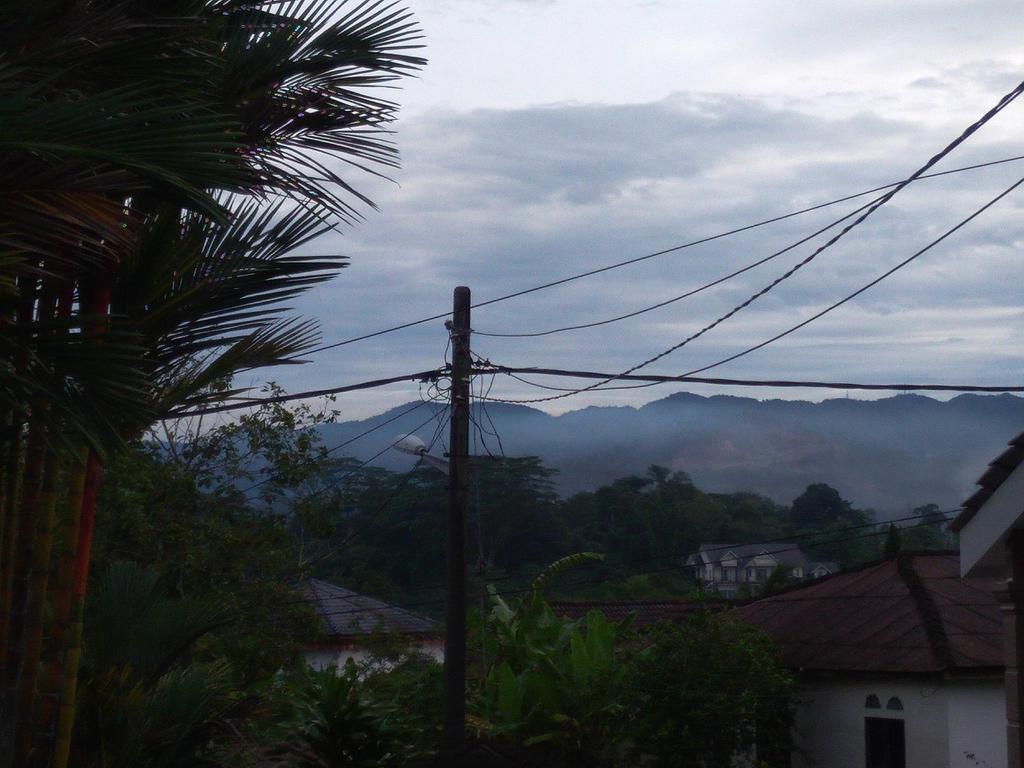 Homestay D'ashikin Village & Seremban