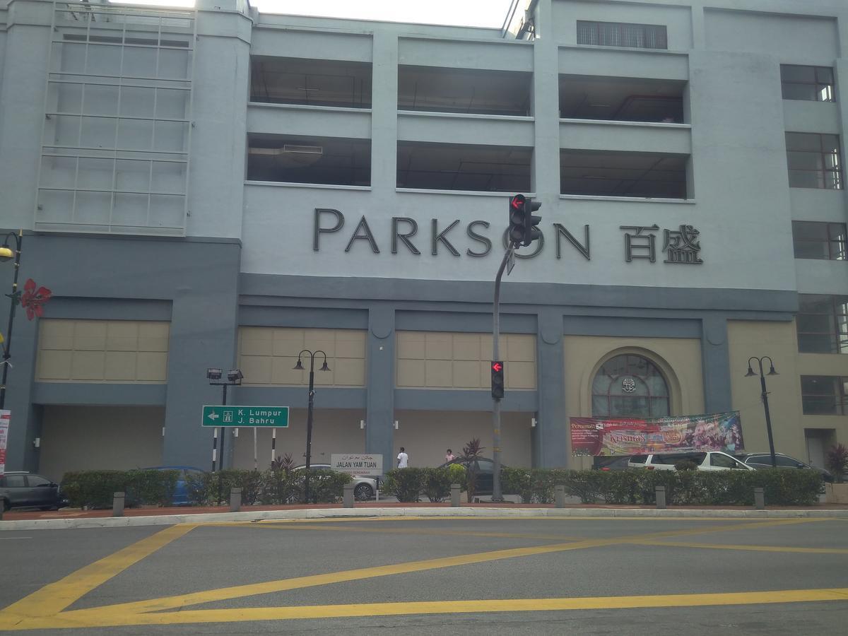 Homestay D'ashikin Village & Seremban